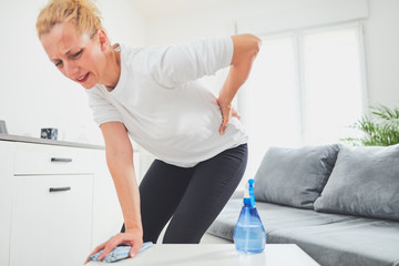 Back pain in women causes